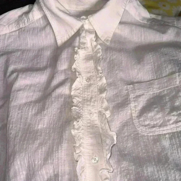 Caily22 size large white 100 % cotton ruffle front long sleeve button down. - Picture 5 of 12